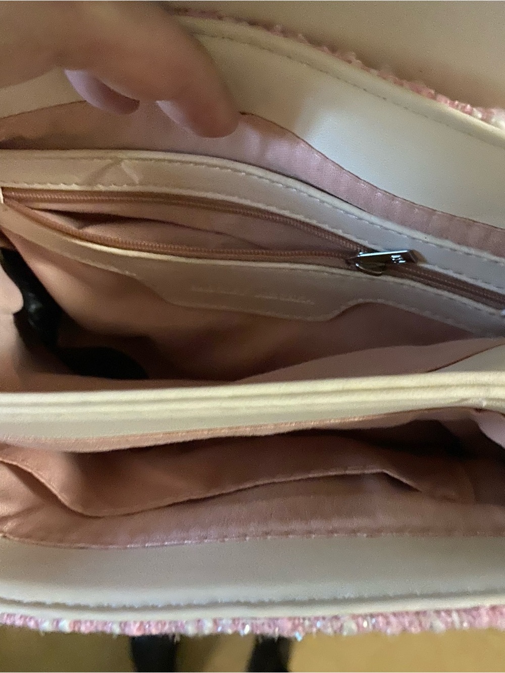 Badgley Mischka Pink Tweed Crossbody Bag with Silver Chain - Picture 6 of 6